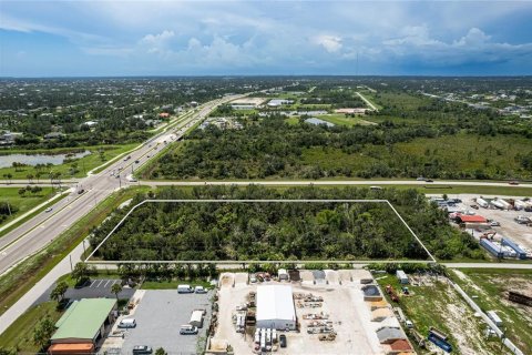 Terreno en venta en Port Charlotte, Florida № 730967 - foto 5