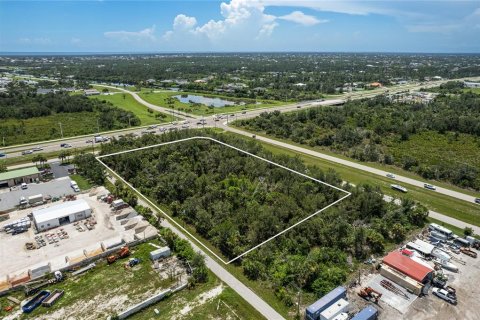 Terreno en venta en Port Charlotte, Florida № 730967 - foto 4