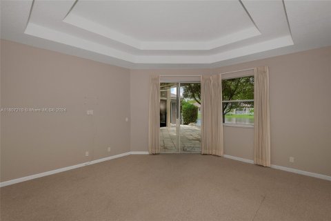 Villa ou maison à vendre à Weston, Floride: 5 chambres, 301 m2 № 1240146 - photo 27