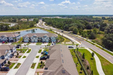 Townhouse in CONNERTON

 in Land O' Lakes, Florida 3 bedrooms, 148.74 sq.m. № 1308951 - photo 16