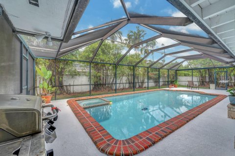 Casa en venta en Miami Lakes, Florida, 4 dormitorios, 282.98 m2 № 1092427 - foto 4