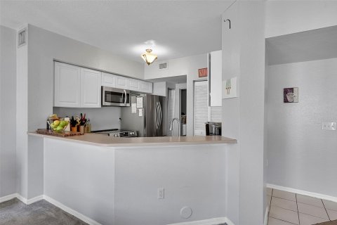 Condo in Coral Springs, Florida, 2 bedrooms  № 956986 - photo 27