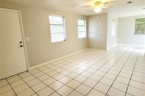 House in Spring Hill, Florida 2 bedrooms, 72.46 sq.m. № 1326268 - photo 3