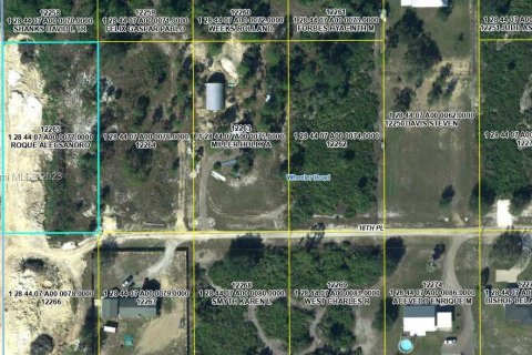 House in LaBelle, Florida 3 bedrooms, 133.69 sq.m. № 839607 - photo 5