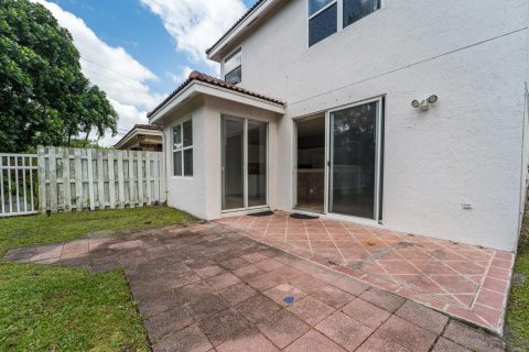 House in Lake Worth, Florida 4 bedrooms, 215.25 sq.m. № 1102293 - photo 6