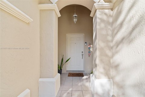 Villa ou maison à vendre à Miramar, Floride: 3 chambres, 143.26 m2 № 1404515 - photo 2