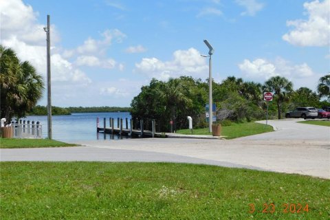 Terreno en venta en Punta Gorda, Florida № 1109126 - foto 10