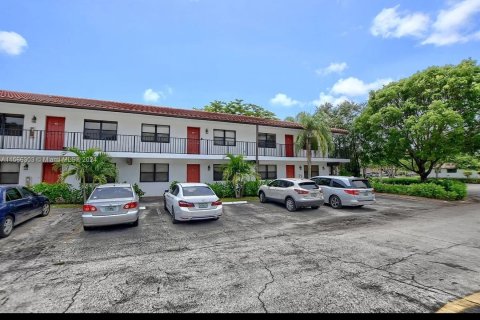 Condo in Boca Raton, Florida, 2 bedrooms  № 1103880 - photo 2