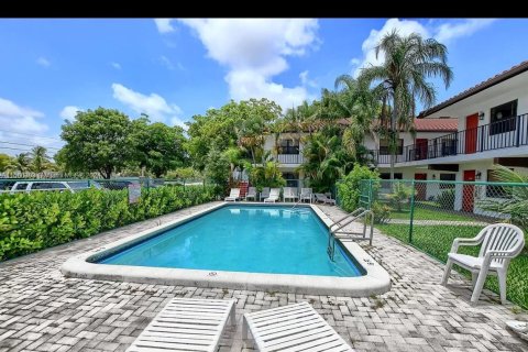 Condominio en venta en Boca Raton, Florida, 2 dormitorios, 124.02 m2 № 1103880 - foto 1