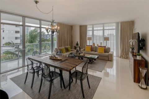 Condo in Miami Beach, Florida, 2 bedrooms  № 1329805 - photo 14