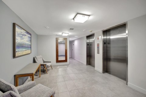 Copropriété à vendre à Fort Lauderdale, Floride: 2 chambres, 178.37 m2 № 1161877 - photo 11