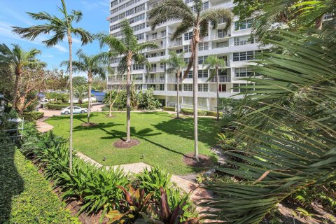 Condo in Fort Lauderdale, Florida, 2 bedrooms  № 1161877 - photo 13