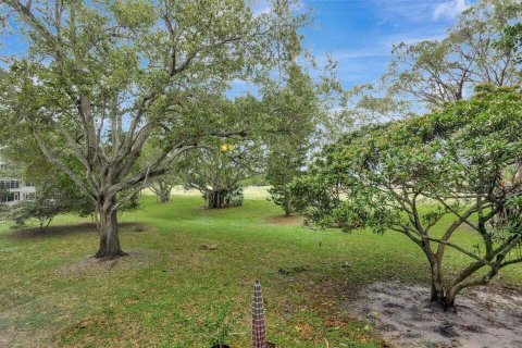 Condo in Deerfield Beach, Florida, 1 bedroom  № 857131 - photo 5