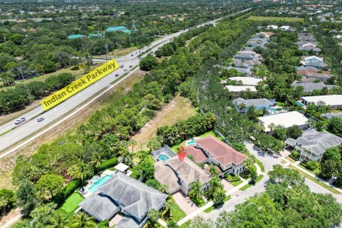 Villa ou maison à vendre à Jupiter, Floride: 5 chambres, 271.09 m2 № 1187289 - photo 2