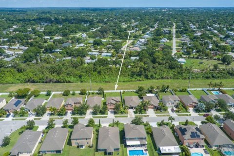 Villa ou maison à vendre à Vero Beach, Floride: 4 chambres, 186.18 m2 № 1208167 - photo 5