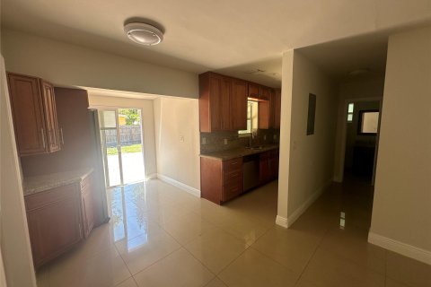 Casa en venta en Pompano Beach, Florida, 3 dormitorios, 73.67 m2 № 1208178 - foto 20