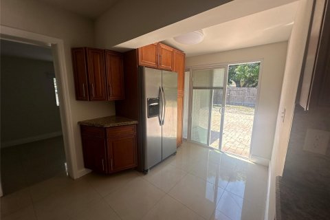 Casa en venta en Pompano Beach, Florida, 3 dormitorios, 73.67 m2 № 1208178 - foto 14