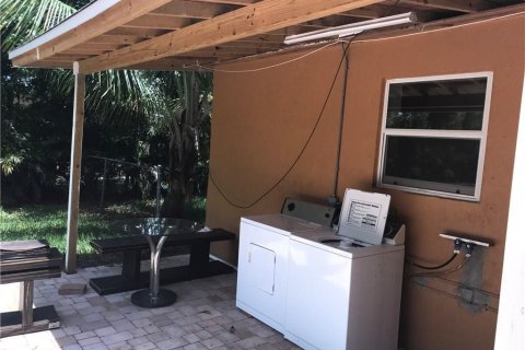 Casa en venta en Pompano Beach, Florida, 3 dormitorios, 73.67 m2 № 1208178 - foto 4