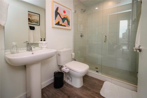 Condo in Miami, Florida, 1 bedroom  № 1229853 - photo 27