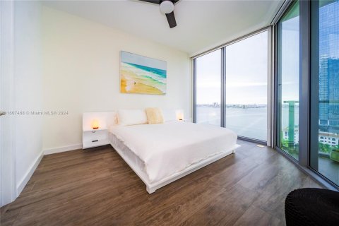 Condominio en venta en Miami, Florida, 1 dormitorio, 87.7 m2 № 1229853 - foto 20