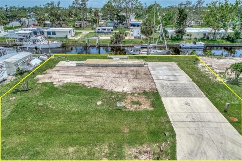 Купить земельный участок в Порт-Шарлотт, Флорида № 569818 - фото 15