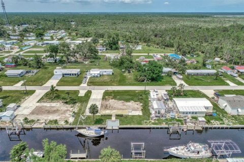 Купить земельный участок в Порт-Шарлотт, Флорида № 569818 - фото 11