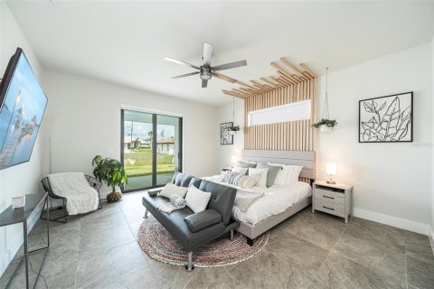 Casa en venta en Cape Coral, Florida, 3 dormitorios № 738938 - foto 9