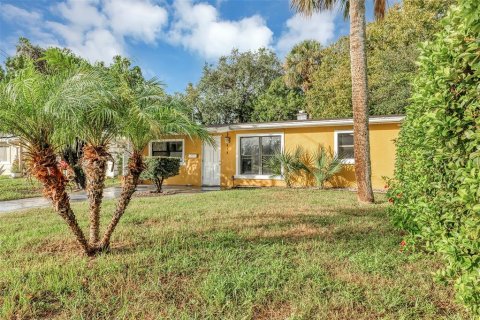 Casa en venta en Daytona Beach, Florida, 3 dormitorios, 106.37 m2 № 1398705 - foto 1