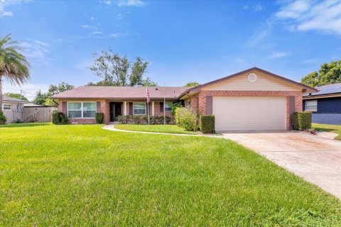 Villa ou maison à vendre à Orlando, Floride: 3 chambres, 155.7 m2 № 1398762 - photo 1