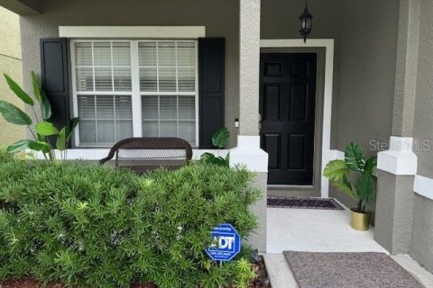 Casa en venta en Tampa, Florida, 3 dormitorios, 165.83 m2 № 1366392 - foto 4