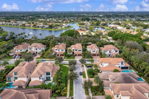 House in Palm Beach Gardens, Florida 5 bedrooms, 414.34 sq.m. № 890204 - photo 4