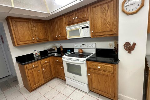 Condominio en venta en Hutchinson Island South, Florida, 2 dormitorios, 132.11 m2 № 466022 - foto 24
