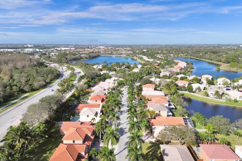 Villa ou maison à vendre à Coconut Creek, Floride: 3 chambres, 142.7 m2 № 1002919 - photo 7