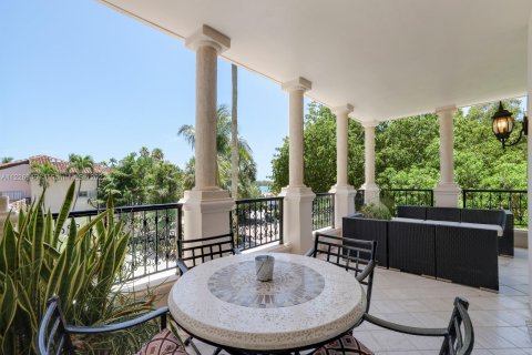Condominio en venta en Miami Beach, Florida, 3 dormitorios, 190.36 m2 № 12927 - foto 15