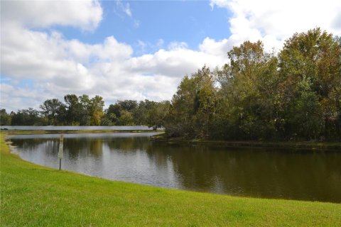 Touwnhouse à vendre à Land O' Lakes, Floride: 3 chambres, 142.7 m2 № 1300856 - photo 4