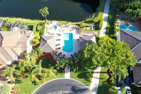 Casa en venta en Doral, Florida, 4 dormitorios, 218.88 m2 № 350274 - foto 11