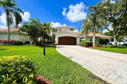 House in Doral, Florida 4 bedrooms, 218.88 sq.m. № 350274 - photo 13