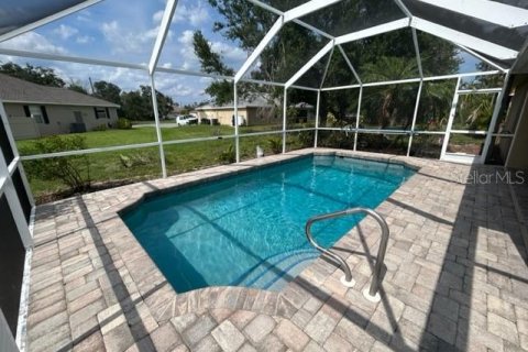 Casa en venta en North Port, Florida, 3 dormitorios, 134.15 m2 № 1255361 - foto 3