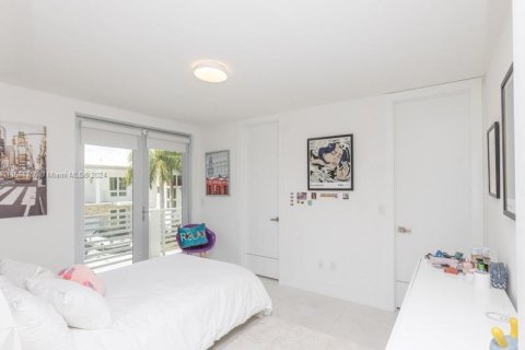 Villa ou maison à vendre à Doral, Floride: 5 chambres, 398.27 m2 № 1096141 - photo 14
