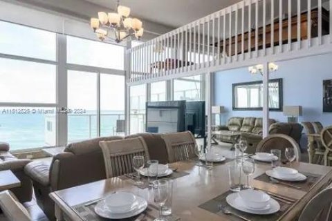 Condominio en venta en Miami Beach, Florida, 3 dormitorios, 79.9 m2 № 1234568 - foto 20