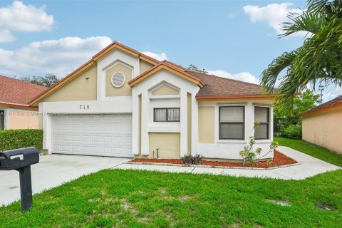 House in North Lauderdale, Florida 3 bedrooms, 136.19 sq.m. № 1234484 - photo 3