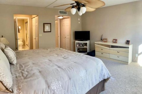 Condo in Palm Beach Shores, Florida, 2 bedrooms  № 1099885 - photo 14