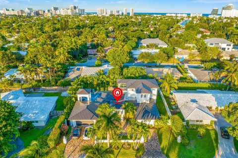 Casa en venta en Fort Lauderdale, Florida, 3 dormitorios, 279.73 m2 № 1100228 - foto 3