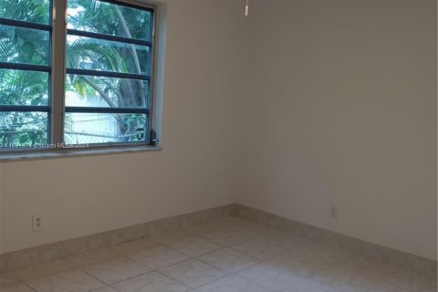 Condo in Dania Beach, Florida, 1 bedroom  № 1185672 - photo 10