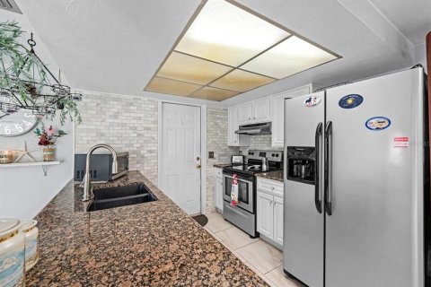 Casa en venta en Port Richey, Florida, 3 dormitorios, 104.79 m2 № 1376156 - foto 12