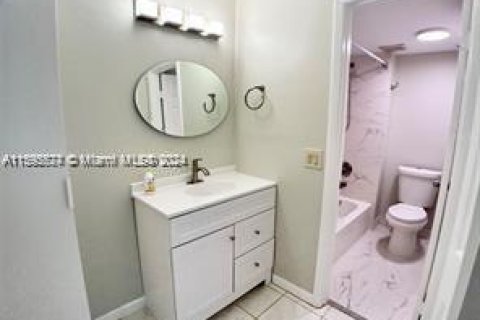 Condo in Weston, Florida, 2 bedrooms  № 1189445 - photo 6