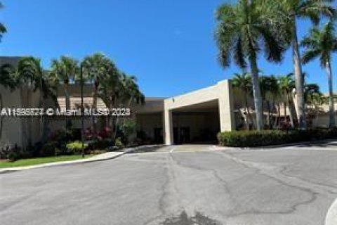 Condo in Weston, Florida, 2 bedrooms  № 1189445 - photo 9