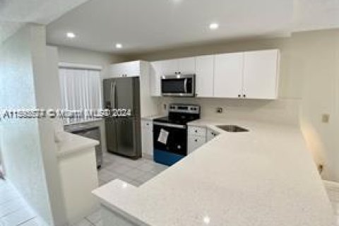 Copropriété à vendre à Weston, Floride: 2 chambres, 114.36 m2 № 1189445 - photo 3