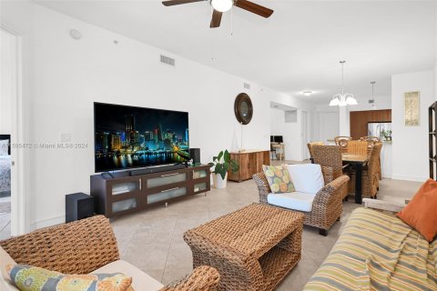 Condo in Lauderdale-by-the-Sea, Florida, 2 bedrooms  № 1189444 - photo 20