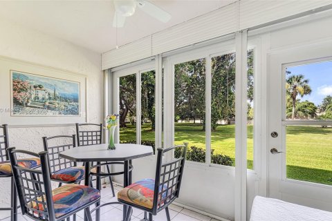 Copropriété à vendre à Coconut Creek, Floride: 2 chambres, 89.37 m2 № 1311165 - photo 10